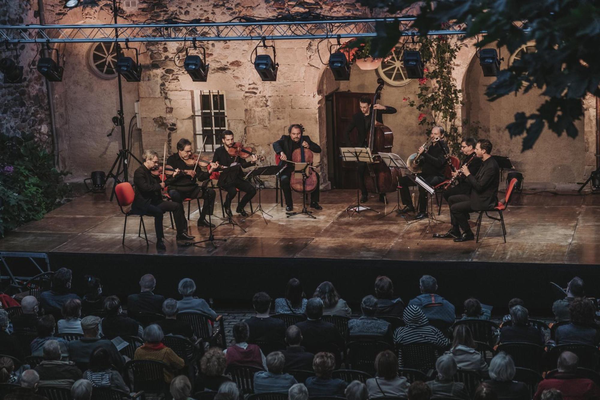 Riverrun Saint-Geniez-dʼOlt 외부 사진